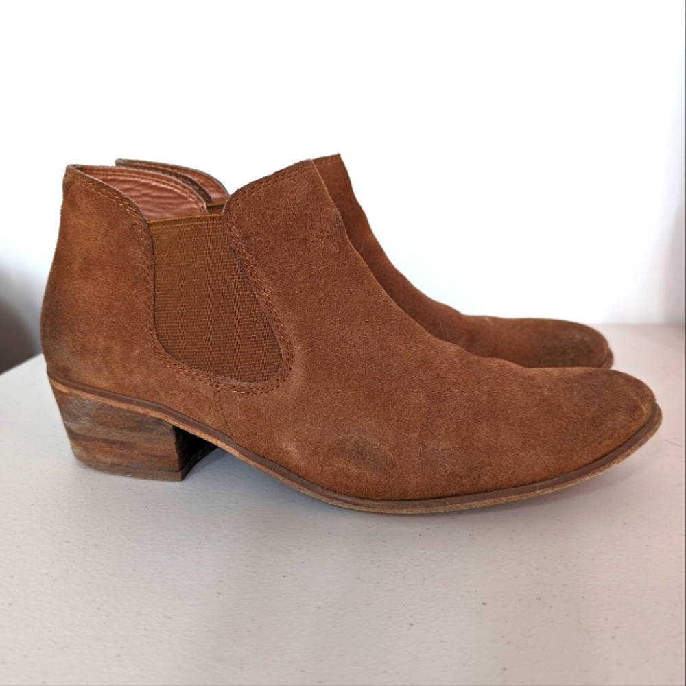 BP. Ankle booties in women's size 9